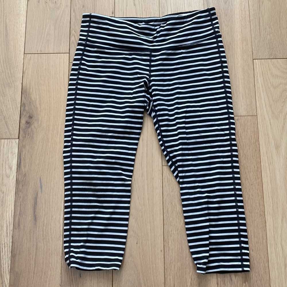 Athleta Black and White Striped Capri pants